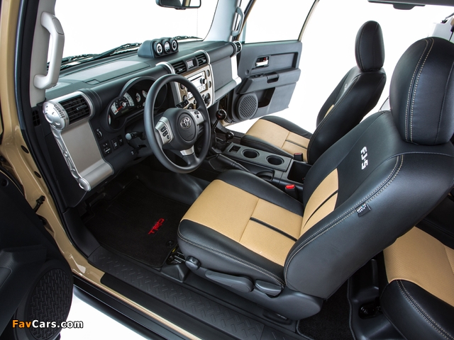 Images of TRD Toyota FJ-S Cruiser 2012 (640 x 480)