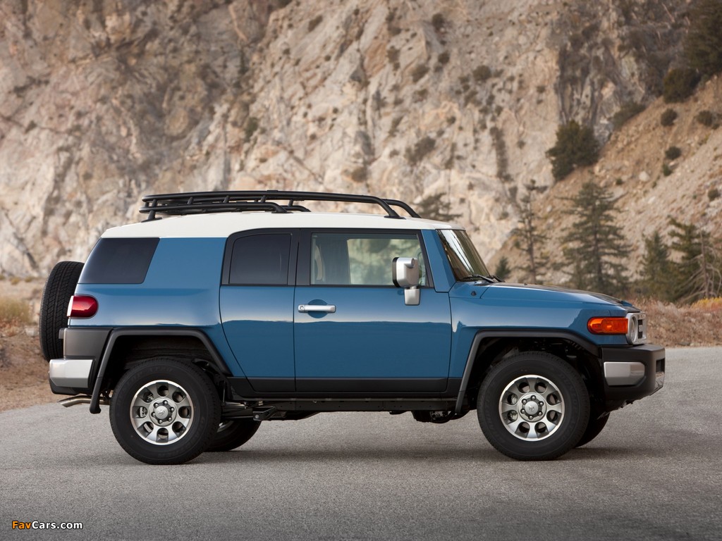 Photos of Toyota FJ Cruiser (GSJ15W) 2010 (1024 x 768)