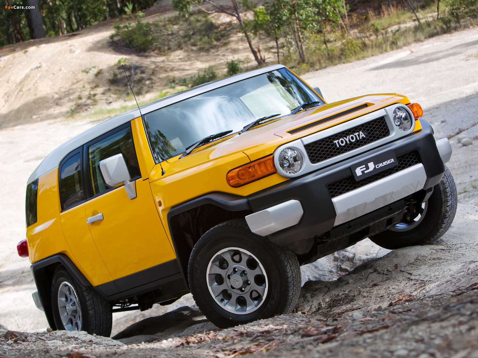 Toyota FJ Cruiser AU-spec (GSJ15W) 2010 images (1600 x 1200)