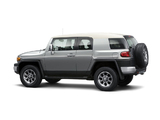 Toyota FJ Cruiser UAE-spec (GSJ15W) 2010 pictures