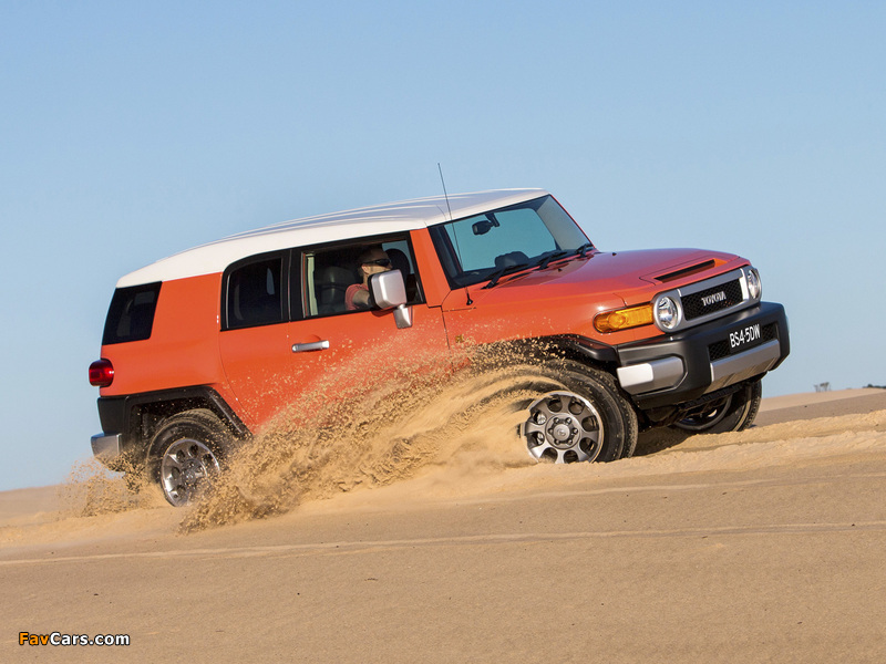 Toyota FJ Cruiser AU-spec (GSJ15W) 2010 wallpapers (800 x 600)