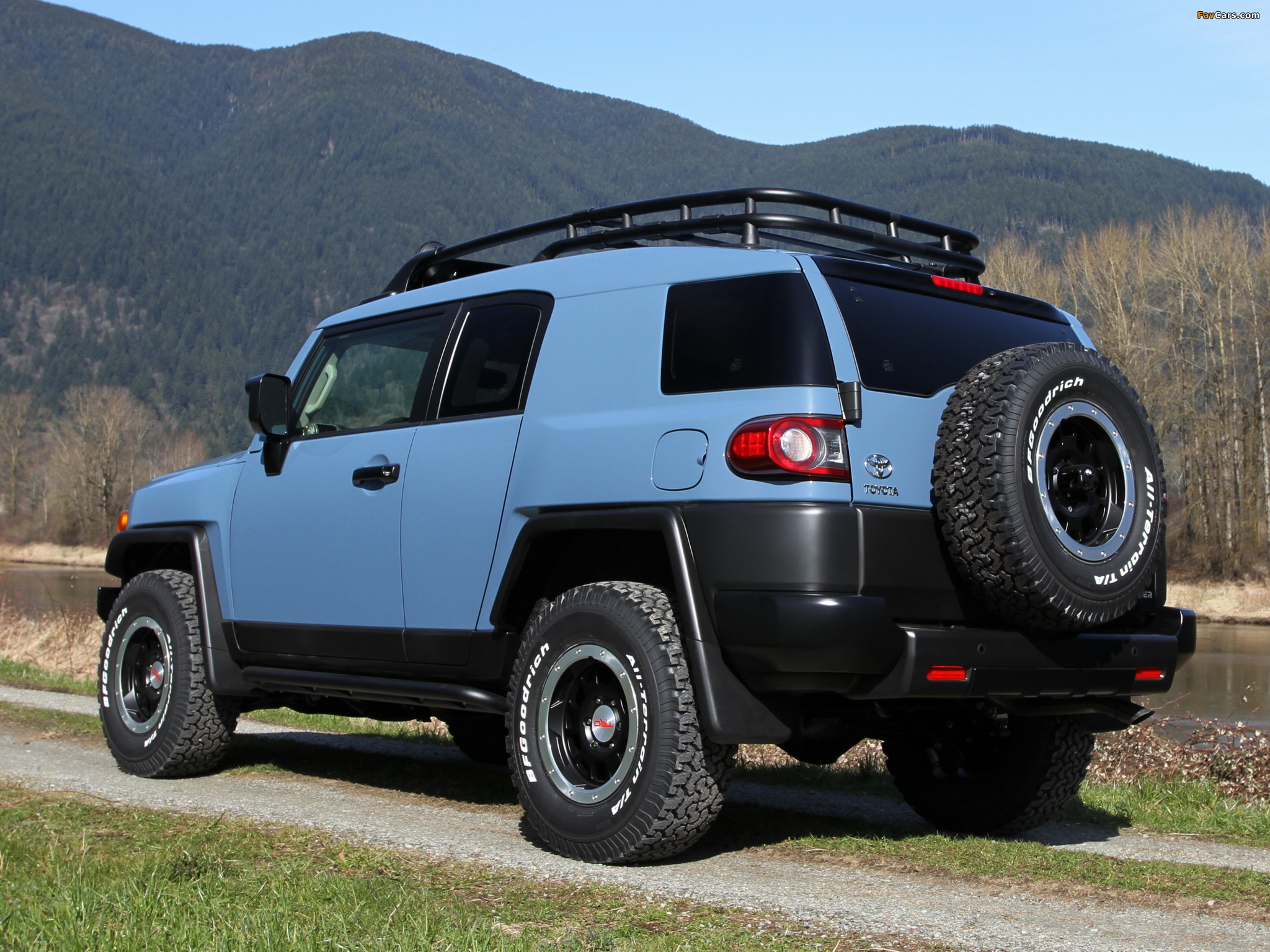 Toyota FJ Cruiser Trail Teams Ultimate (GSJ15W) 2014 photos (2048 x 1536)