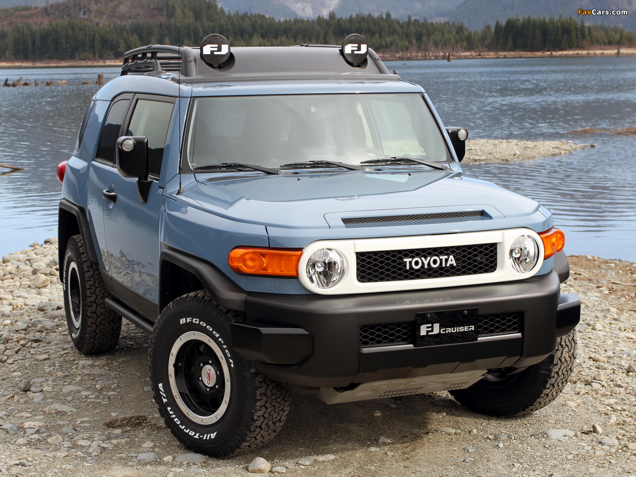 Toyota FJ Cruiser Trail Teams Ultimate (GSJ15W) 2014 pictures (1280 x 960)