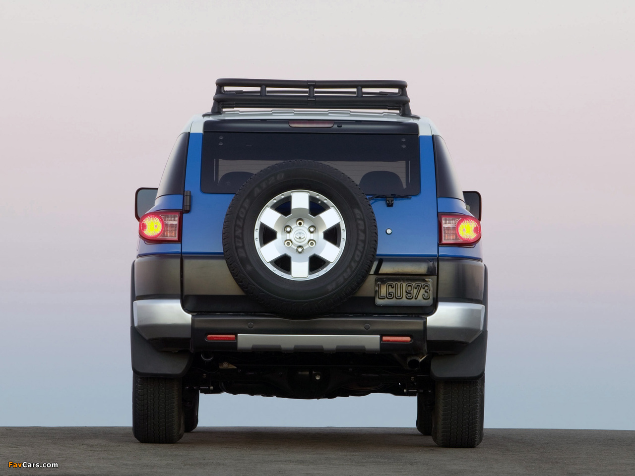 Toyota FJ Cruiser 2006–10 wallpapers (1280 x 960)