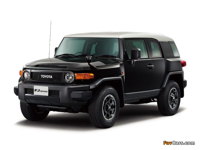 Toyota FJ Cruiser Black Color Package (GSJ15W) 2011 wallpapers (640 x 480)