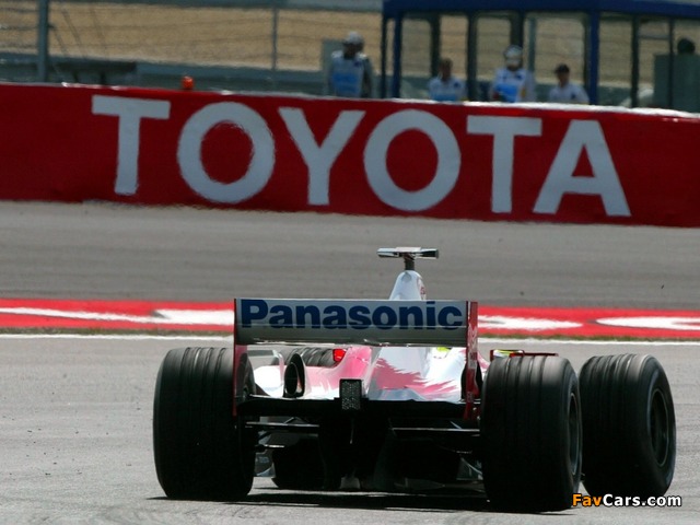 Images of Toyota TF103 2003 (640 x 480)