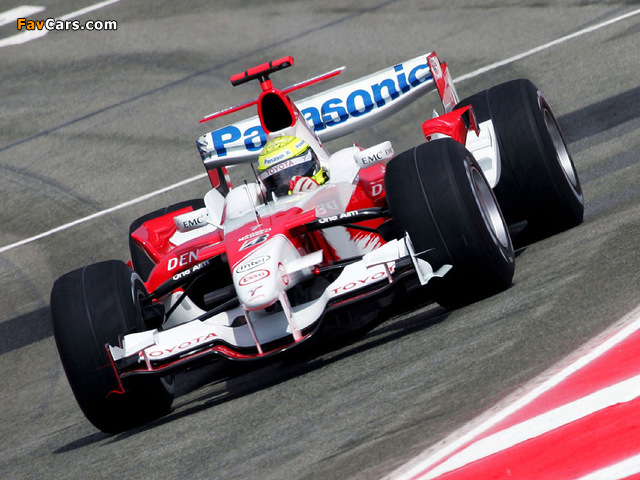 Images of Toyota TF106 2006 (640 x 480)