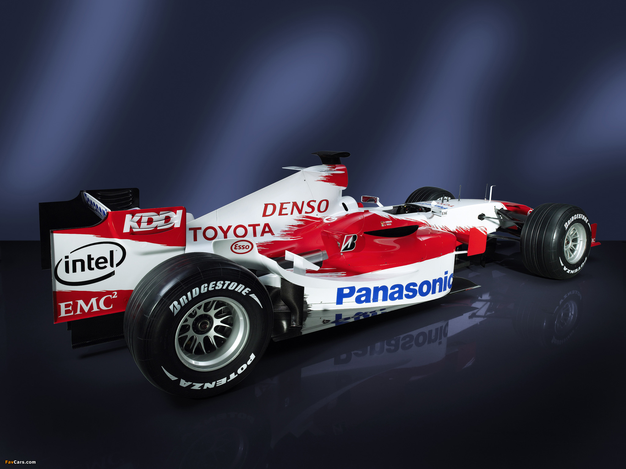 Toyota TF106 2006 images (2048 x 1536)