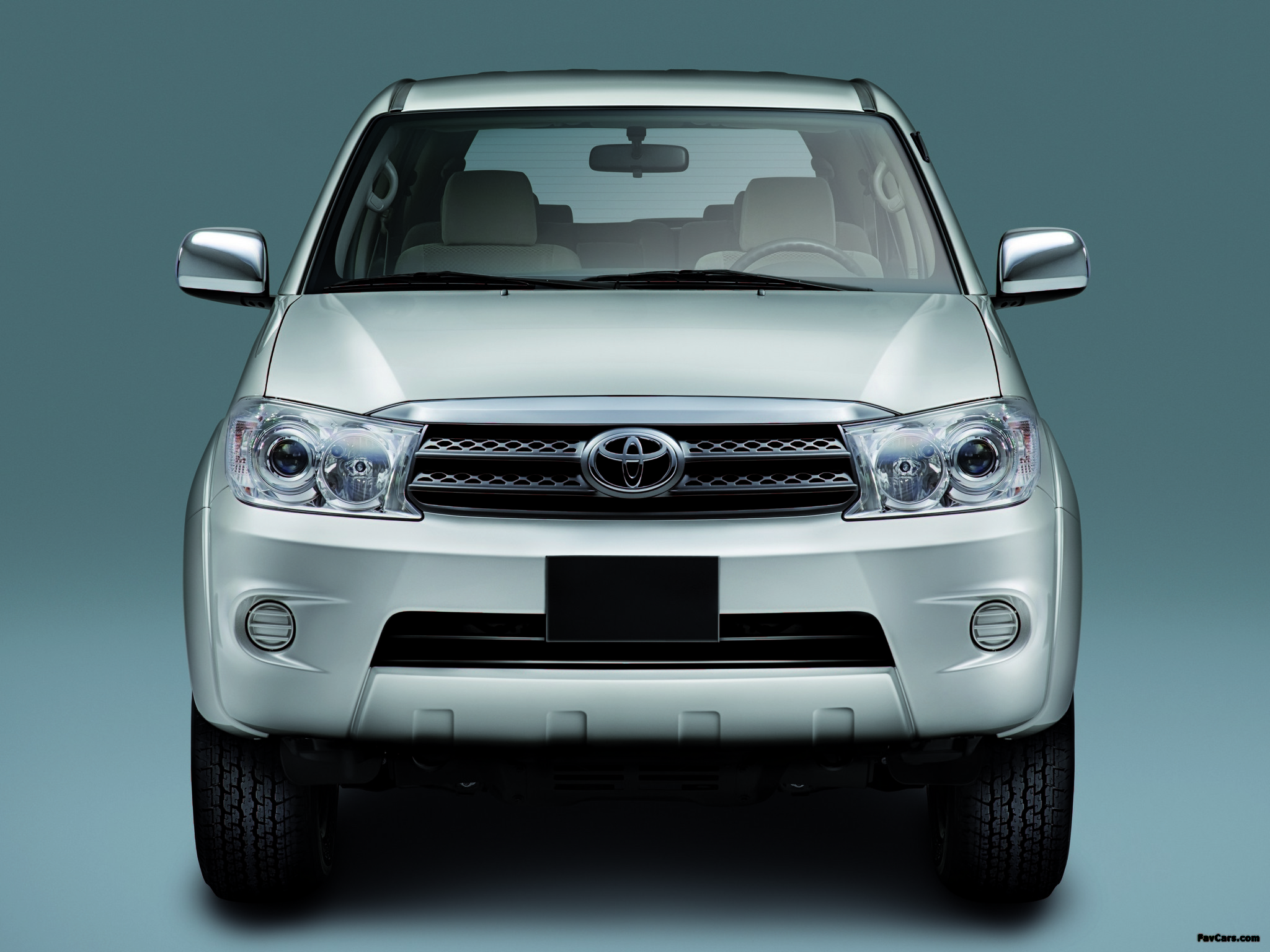 Photos of Toyota Fortuner 2008–11 (2048 x 1536)