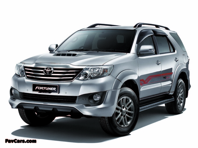Pictures of TRD Toyota Fortuner Sportivo 2011 (640 x 480)