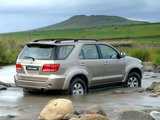 Toyota Fortuner ZA-spec 2005–08 photos