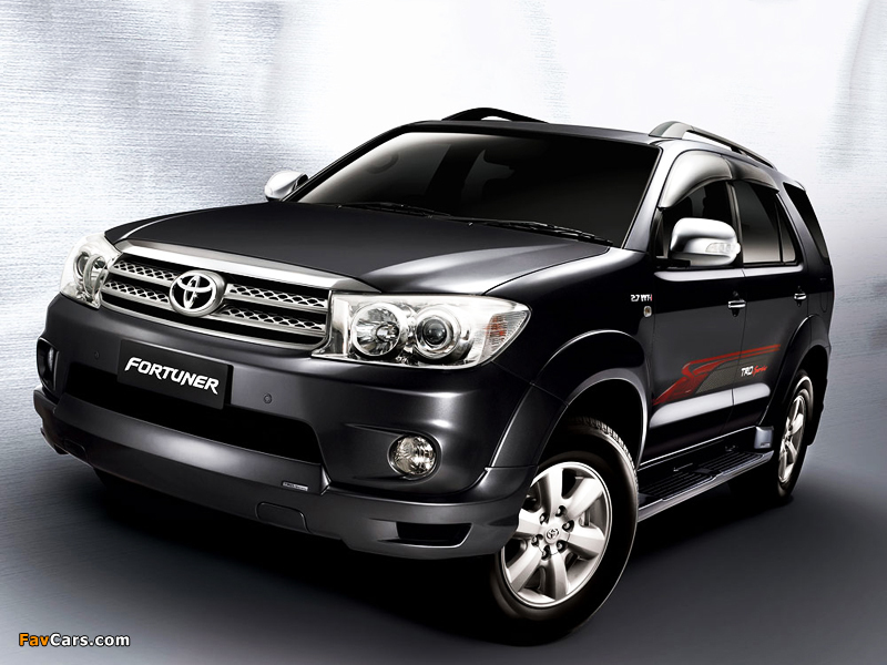 TRD Toyota Fortuner 2008–11 pictures (800 x 600)