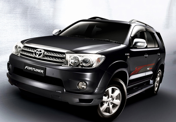 TRD Toyota Fortuner 2008–11 pictures