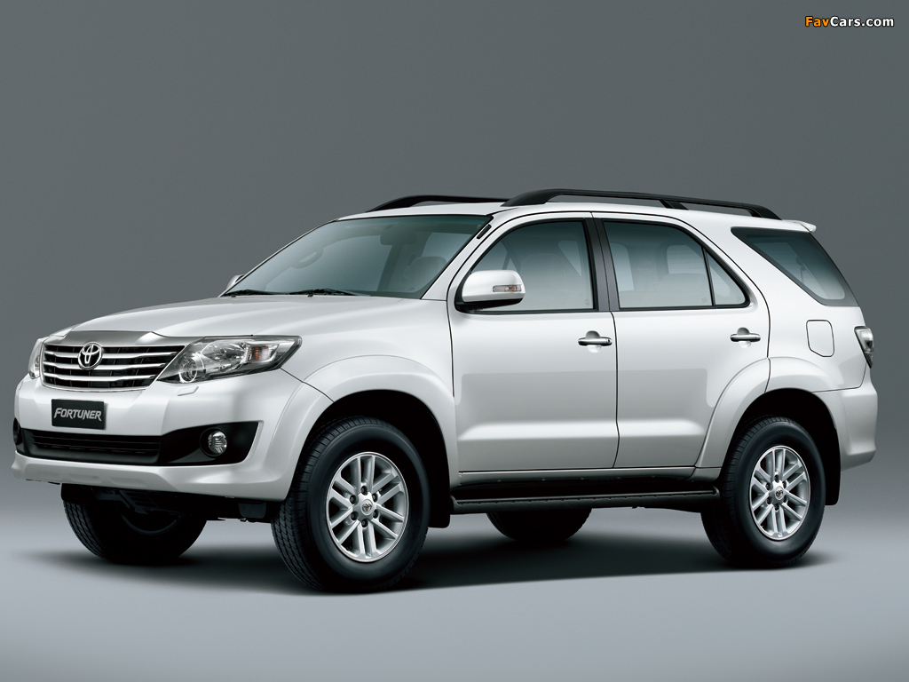 Toyota Fortuner 2011 images (1024 x 768)