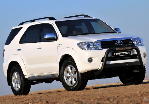 Toyota Fortuner Epic 2009 wallpapers