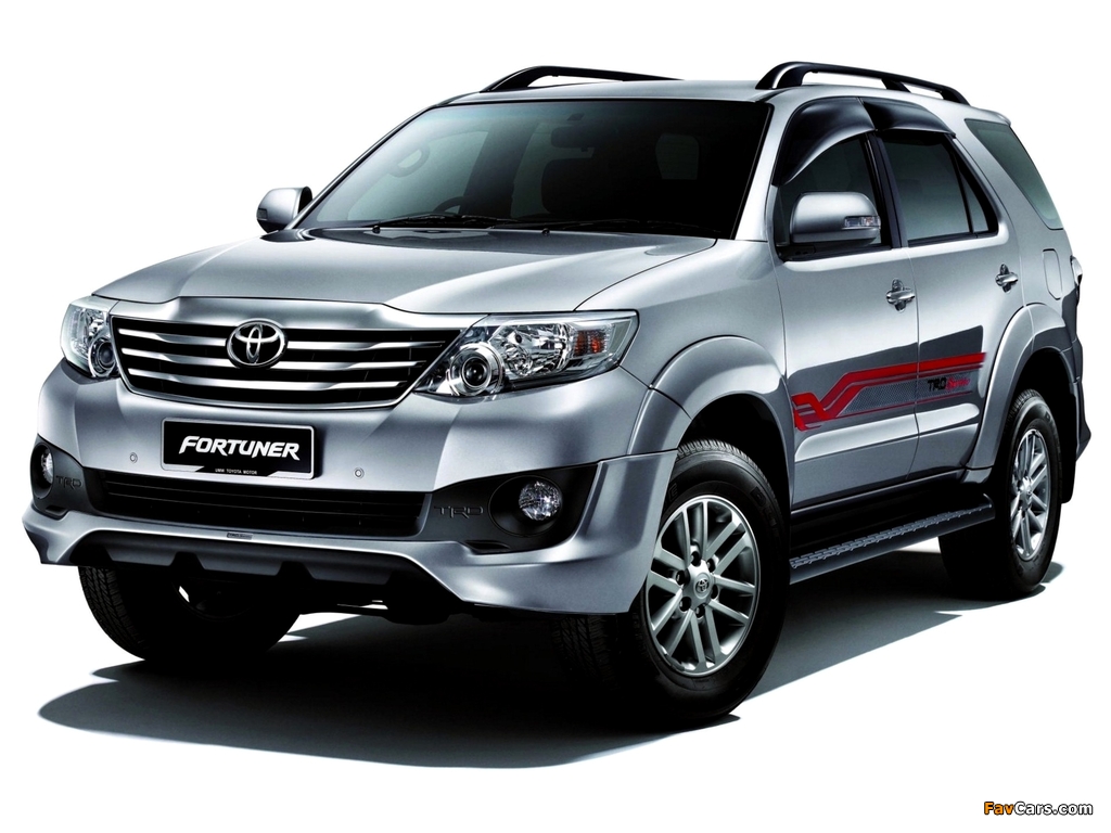 TRD Toyota Fortuner Sportivo 2011 wallpapers (1024 x 768)