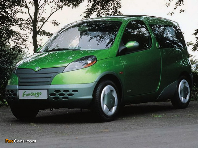 Pictures of Toyota Funcargo Concept 1997 (640 x 480)