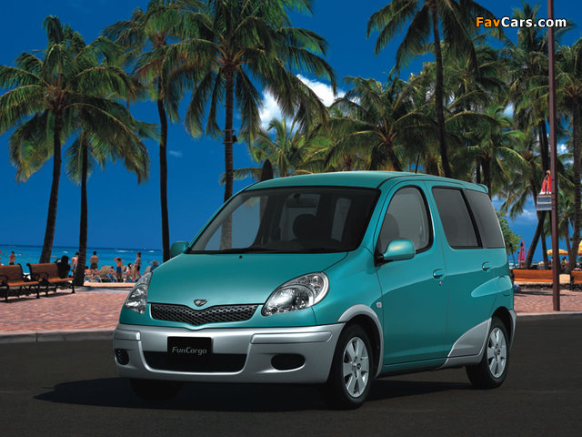 Toyota FunCargo 2003–05 images (640 x 480)