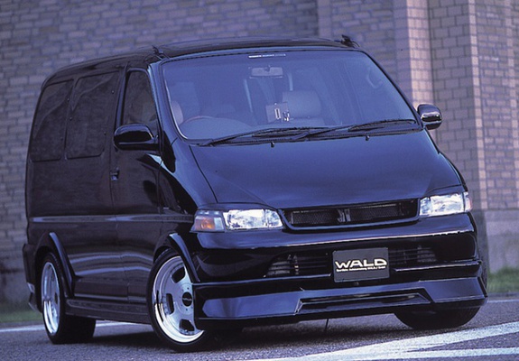 WALD Toyota Granvia (CH10W) 1995–99 photos