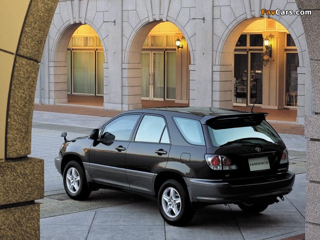 Photos of Toyota Harrier 1997–2003 (640 x 480)