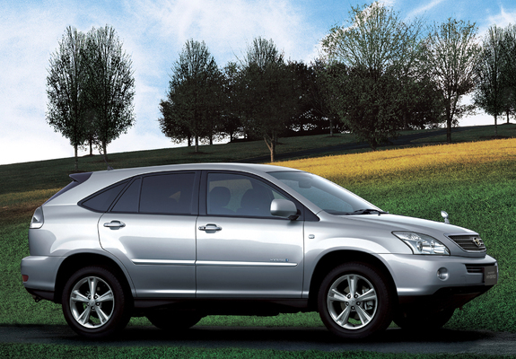 Pictures of Toyota Harrier Hybrid 2005