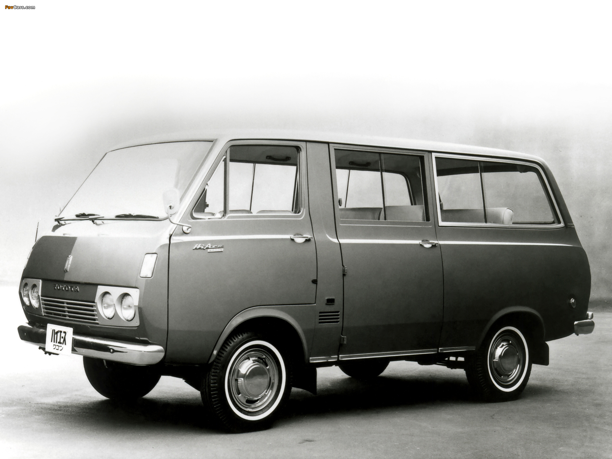 Images of Toyota Hiace Wagon (RH10G) 1967–77 (2048 x 1536)
