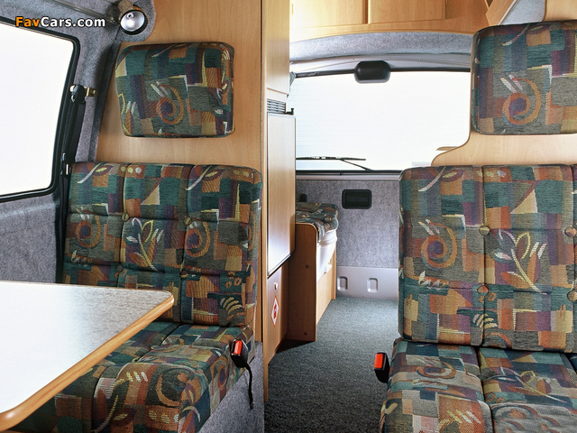 Images of Toyota Hiace Devon Rio Grande UK-spec 1995–2006 (640 x 480)