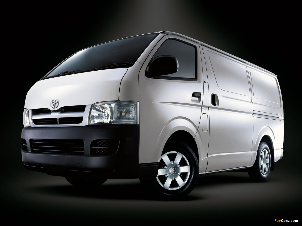 Images of Toyota Hiace LWB Van AU-spec 2004–10 (1280 x 960)