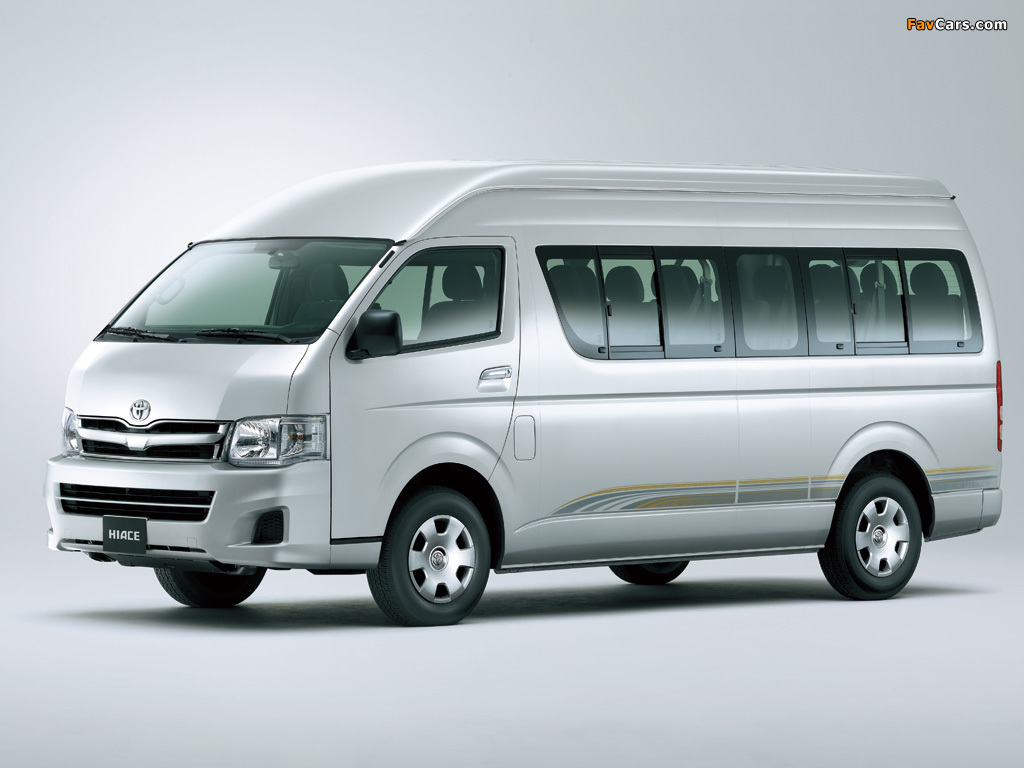 Images of Toyota Hiace Combi High Roof 2010 (1024 x 768)