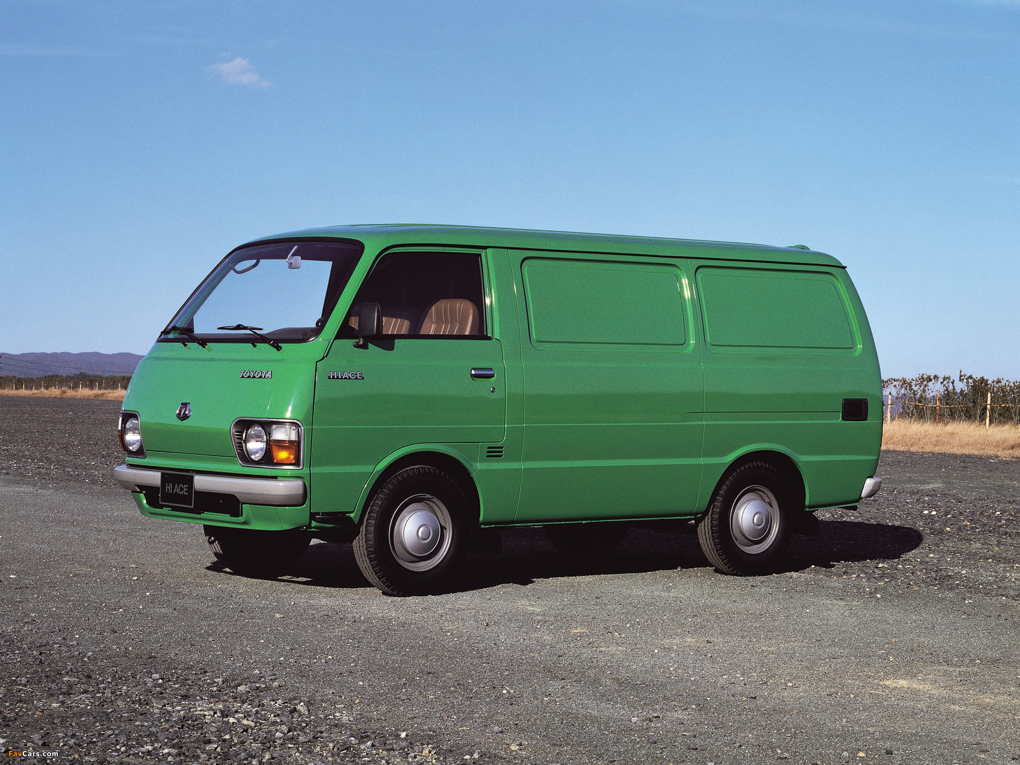 Photos of Toyota Hiace Van 1977–83 (2048 x 1536)