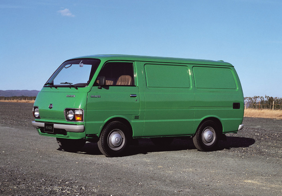 Photos of Toyota Hiace Van 1977–83