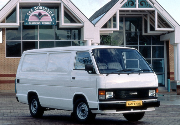 Photos of Toyota Hiace Panel Van ZA-spec 1982–89