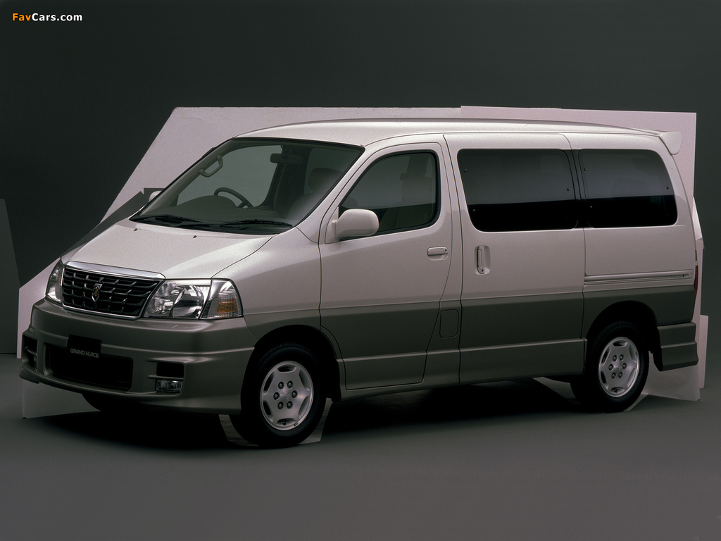 Photos of Toyota Grand Hiace 1999–2002 (1024 x 768)