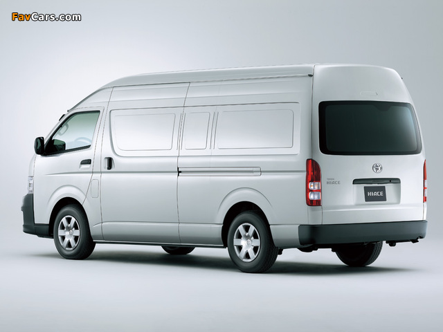 Photos of Toyota Hiace Van High Roof JP-spec 2004–10 (640 x 480)