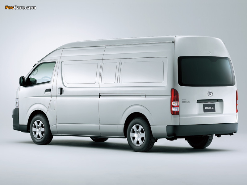 Photos of Toyota Hiace Van High Roof JP-spec 2004–10 (800 x 600)