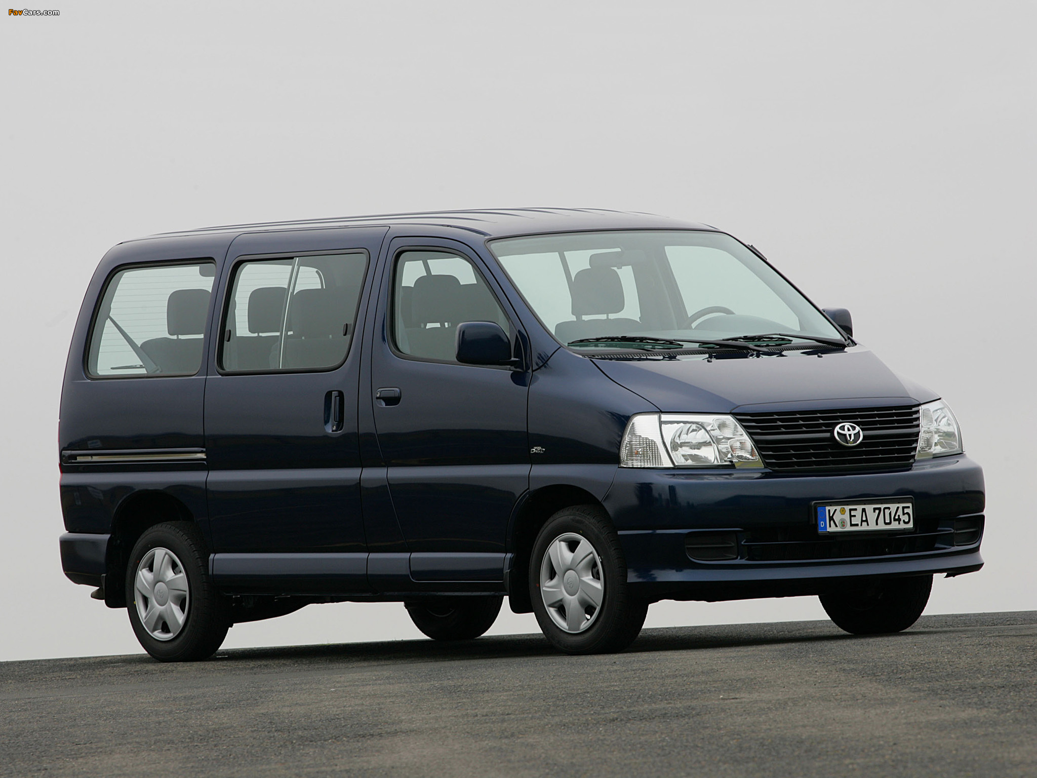 Photos of Toyota Hiace 2006–09 (2048 x 1536)