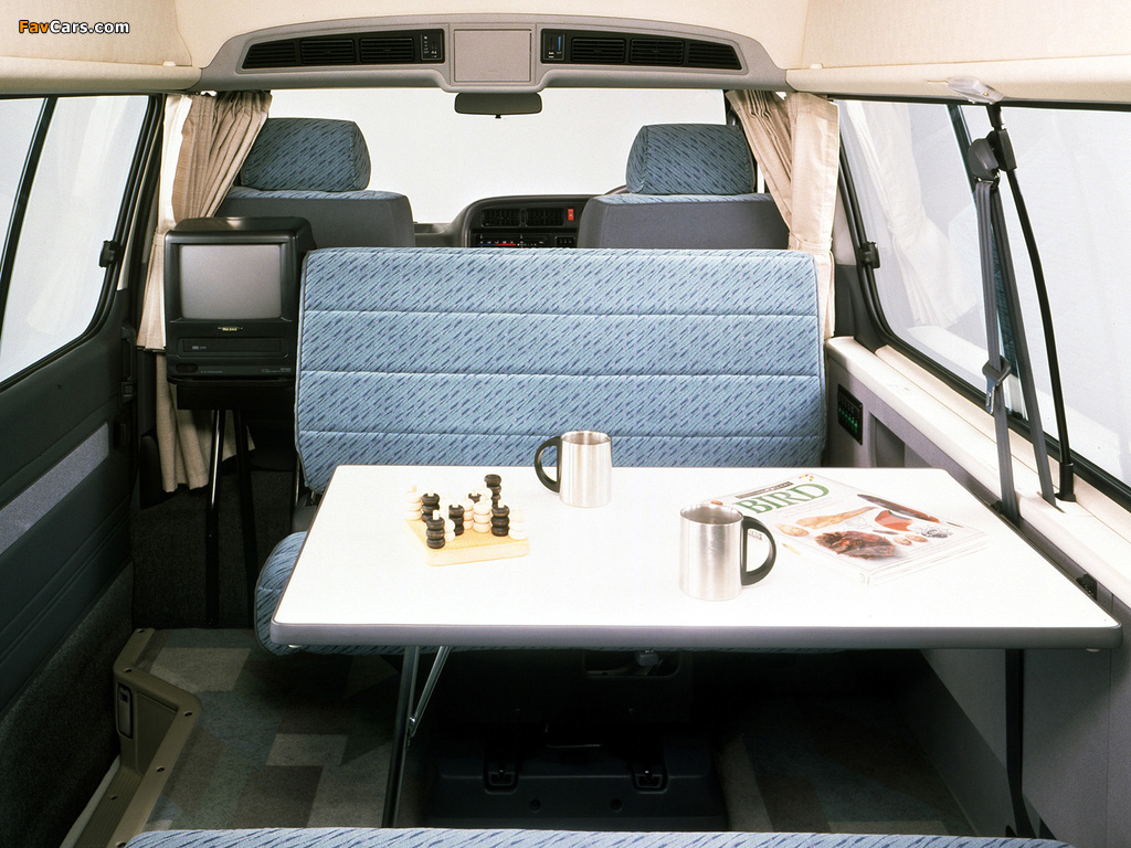 Pictures of Toyota Hiace Cruising Cabin High Roof 1993–99 (1024 x 768)