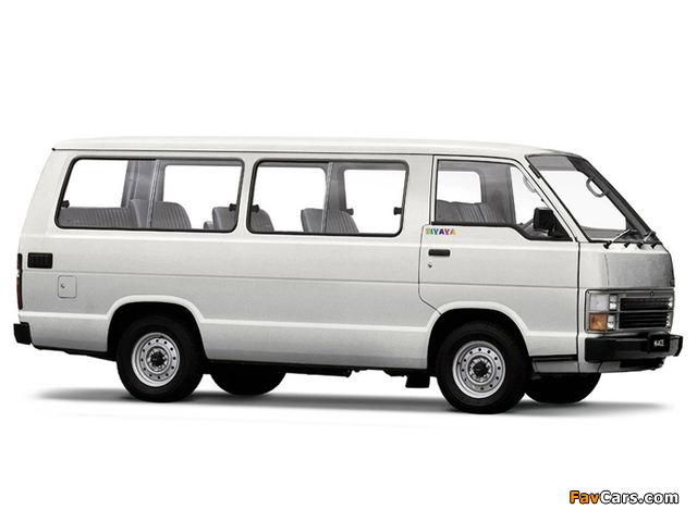 Pictures of Toyota Hiace Siyaya (640 x 480)