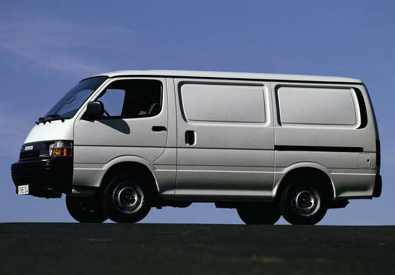 Toyota Hiace Van 1989–95 images