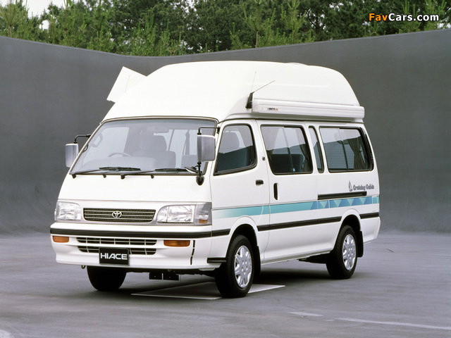 Toyota Hiace Cruising Cabin High Roof 1993–99 photos (640 x 480)