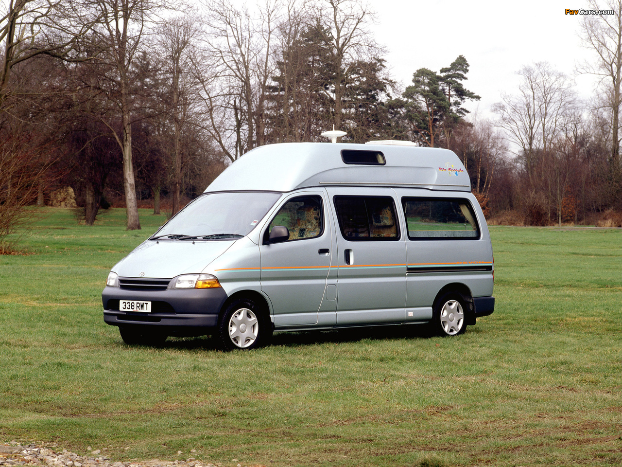 Toyota Hiace Devon Rio Grande UK-spec 1995–2006 images (1280 x 960)