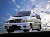 Toyota Grand Hiace 1999–2002 pictures