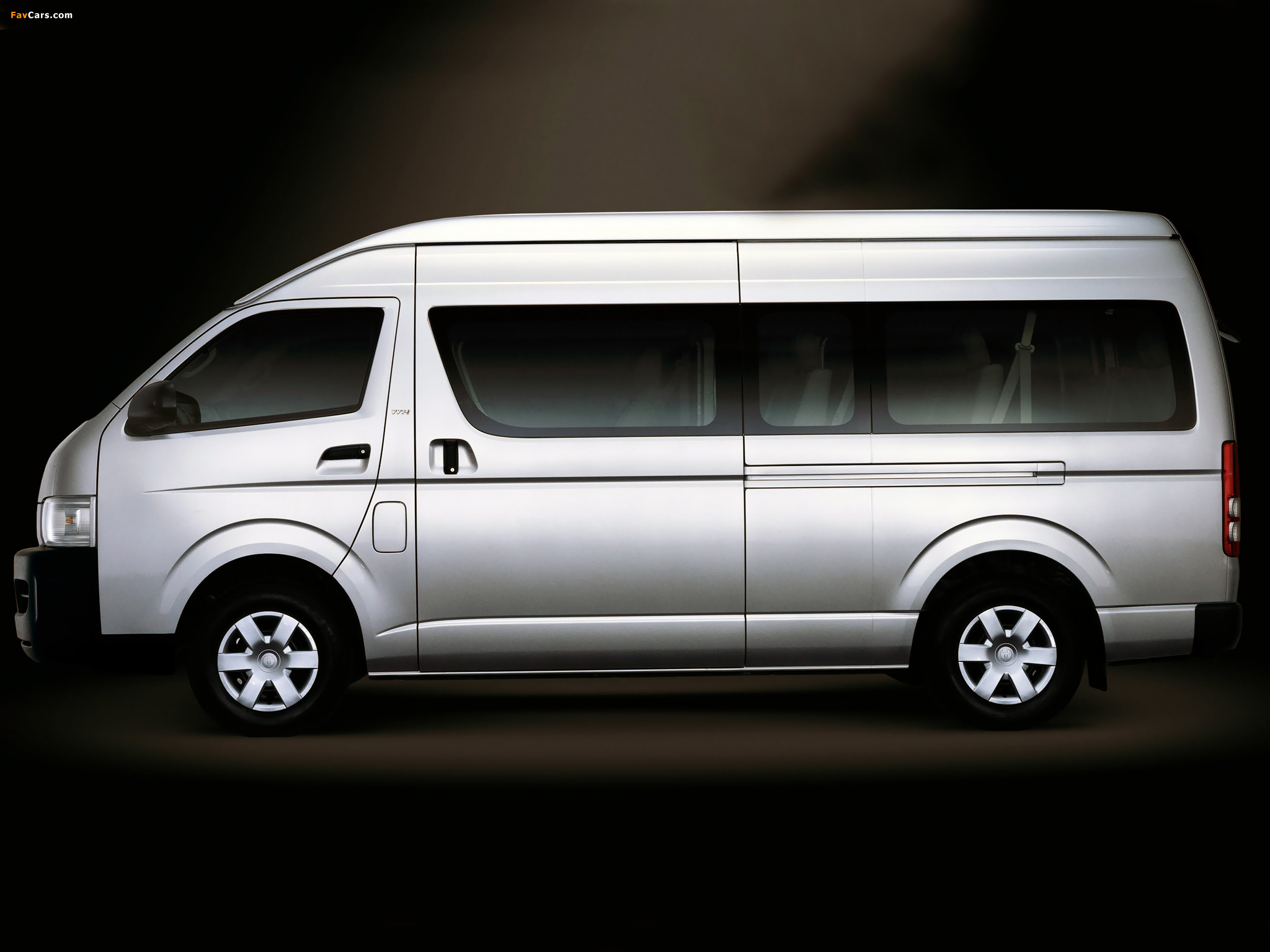 Toyota Hiace Super LWB High Roof AU-spec 2004–10 images (2048 x 1536)