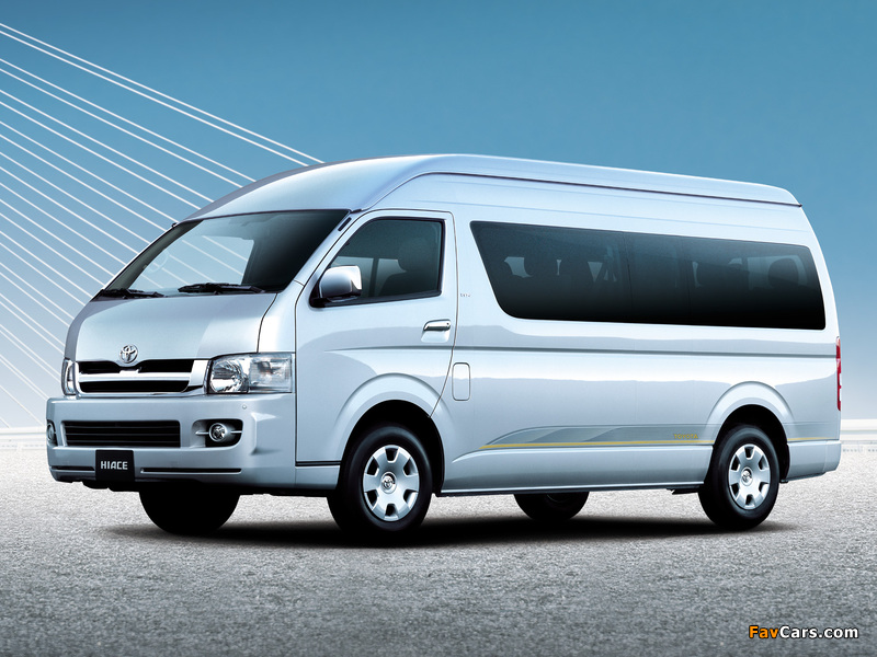 Toyota Hiace Combi High Roof 2004–10 photos (800 x 600)