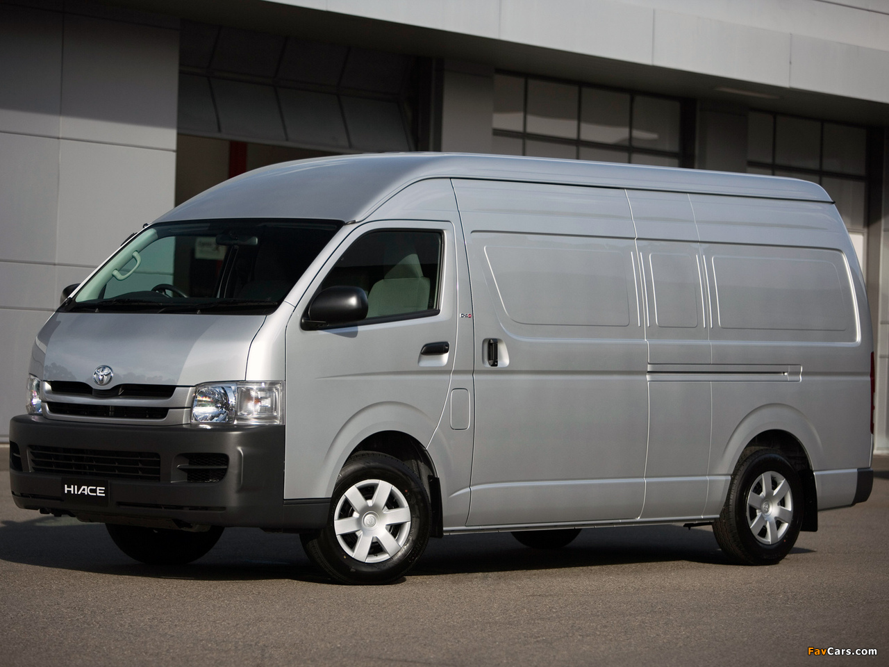 Toyota Hiace Super LWB High Roof Van AU-spec 2004–10 wallpapers (1280 x 960)