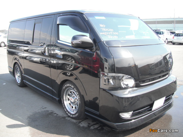 WALD Toyota Hiace Executive Line 2010 photos (640 x 480)