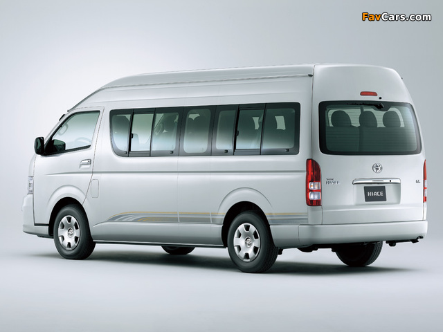 Toyota Hiace Combi High Roof 2010 pictures (640 x 480)