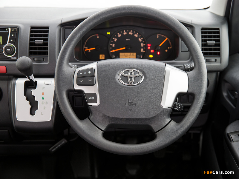 Toyota Hiace LWB Van AU-spec 2011 images (800 x 600)