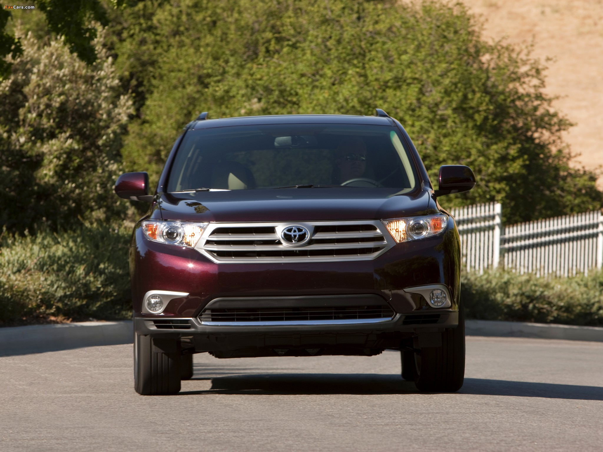 Images of Toyota Highlander 2010 (2048 x 1536)