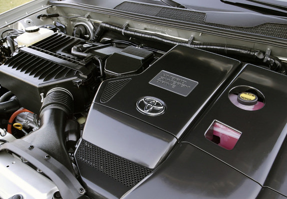 Photos of Toyota Highlander Hybrid 2005–07